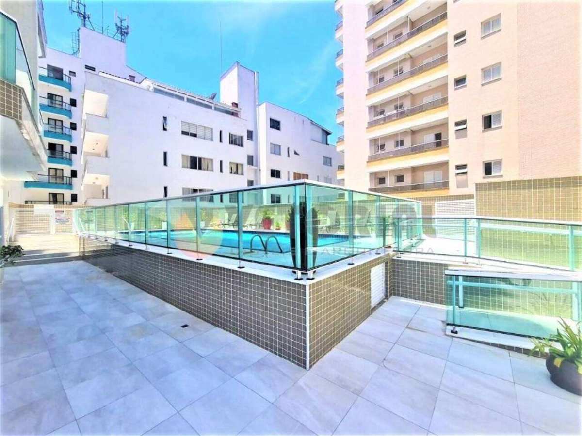 Apartamento Residencial / Centro
