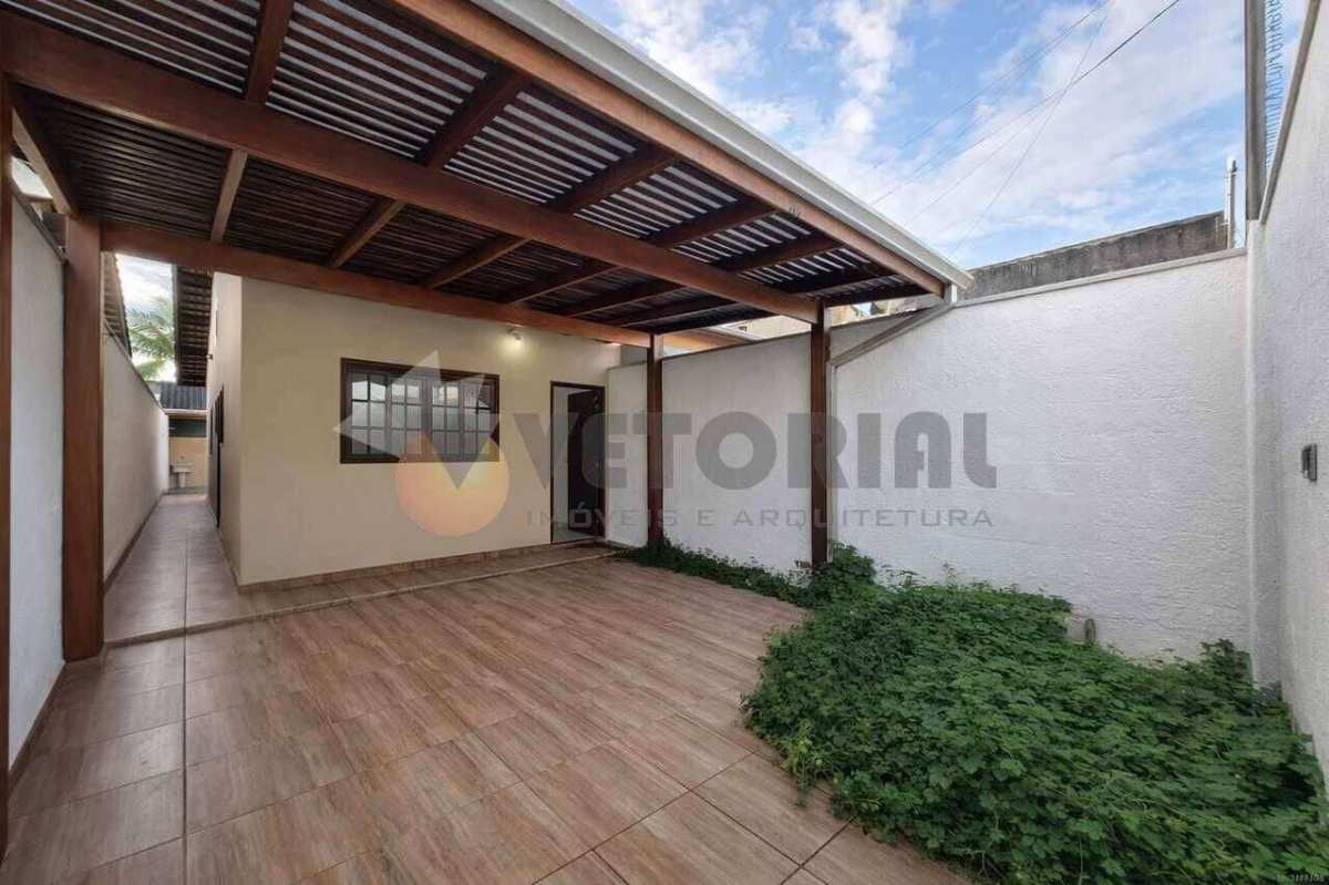 Casa Residencial / Balneário Recanto Do Sol - Imóvel no Litoral Caragua