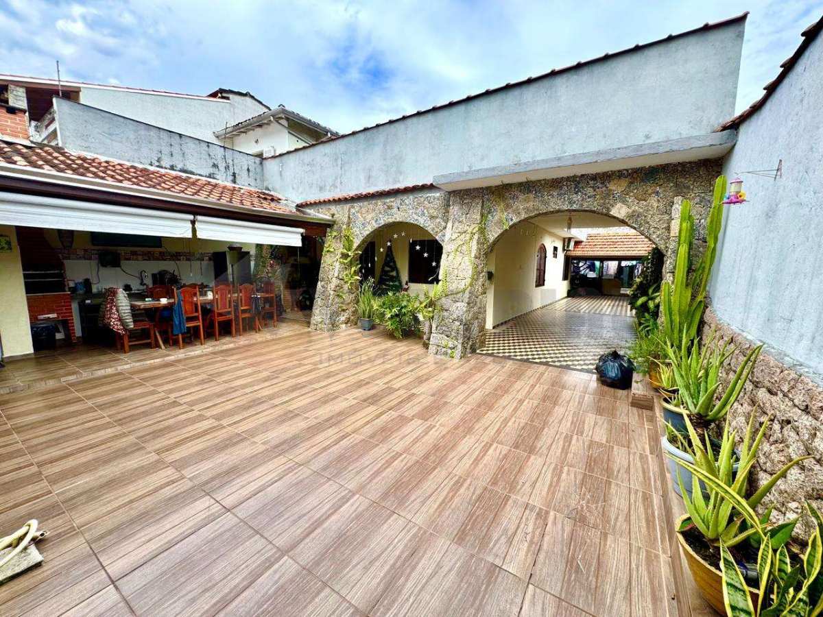 Casa Residencial / Jardim Jaqueira - Imóvel no Litoral Caragua