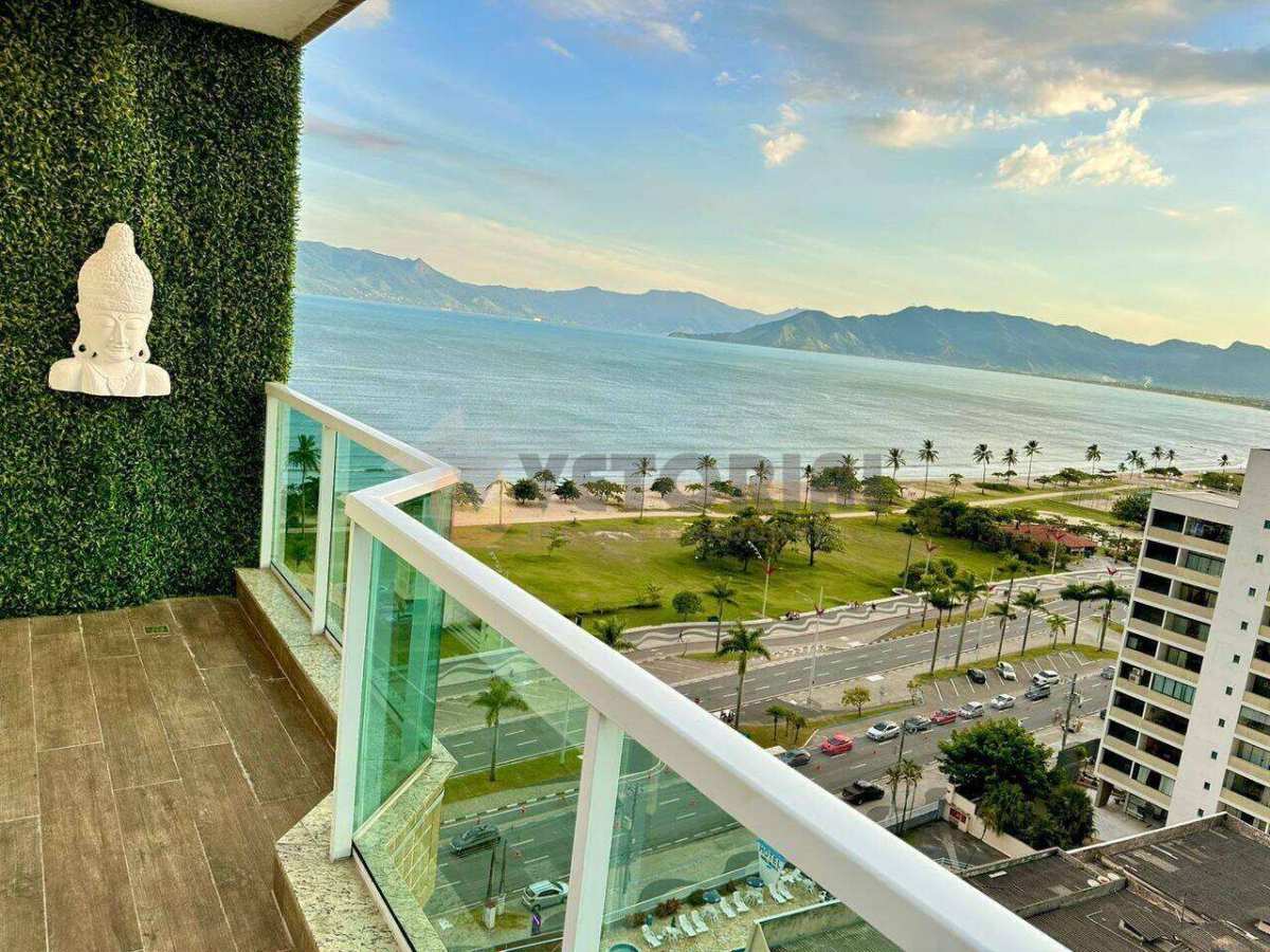 Cobertura Residencial / Centro