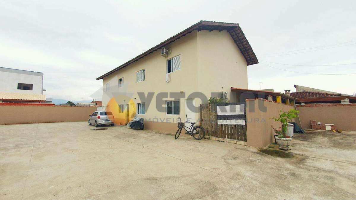 Sobrado Residencial / Golfinho