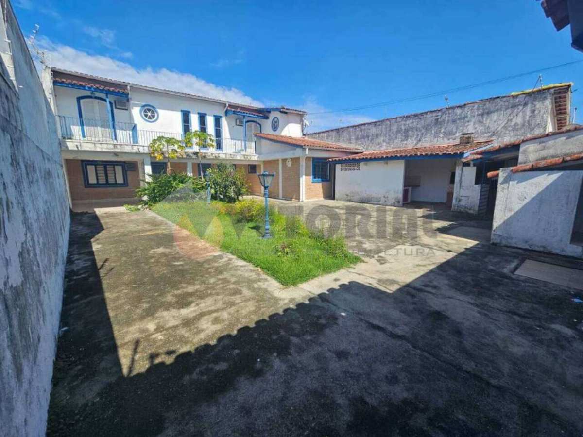 Sobrado Residencial / Indaiá