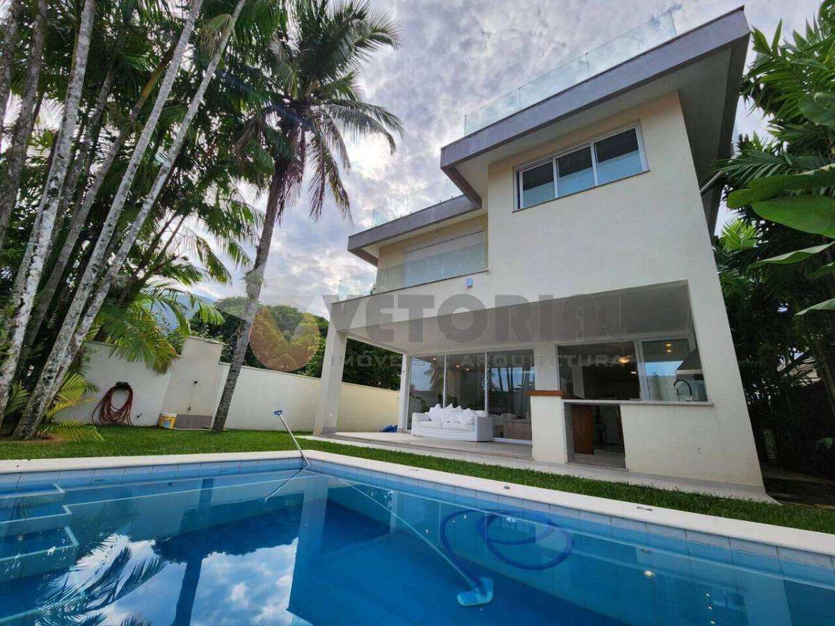 Sobrado Residencial / Lagoinha