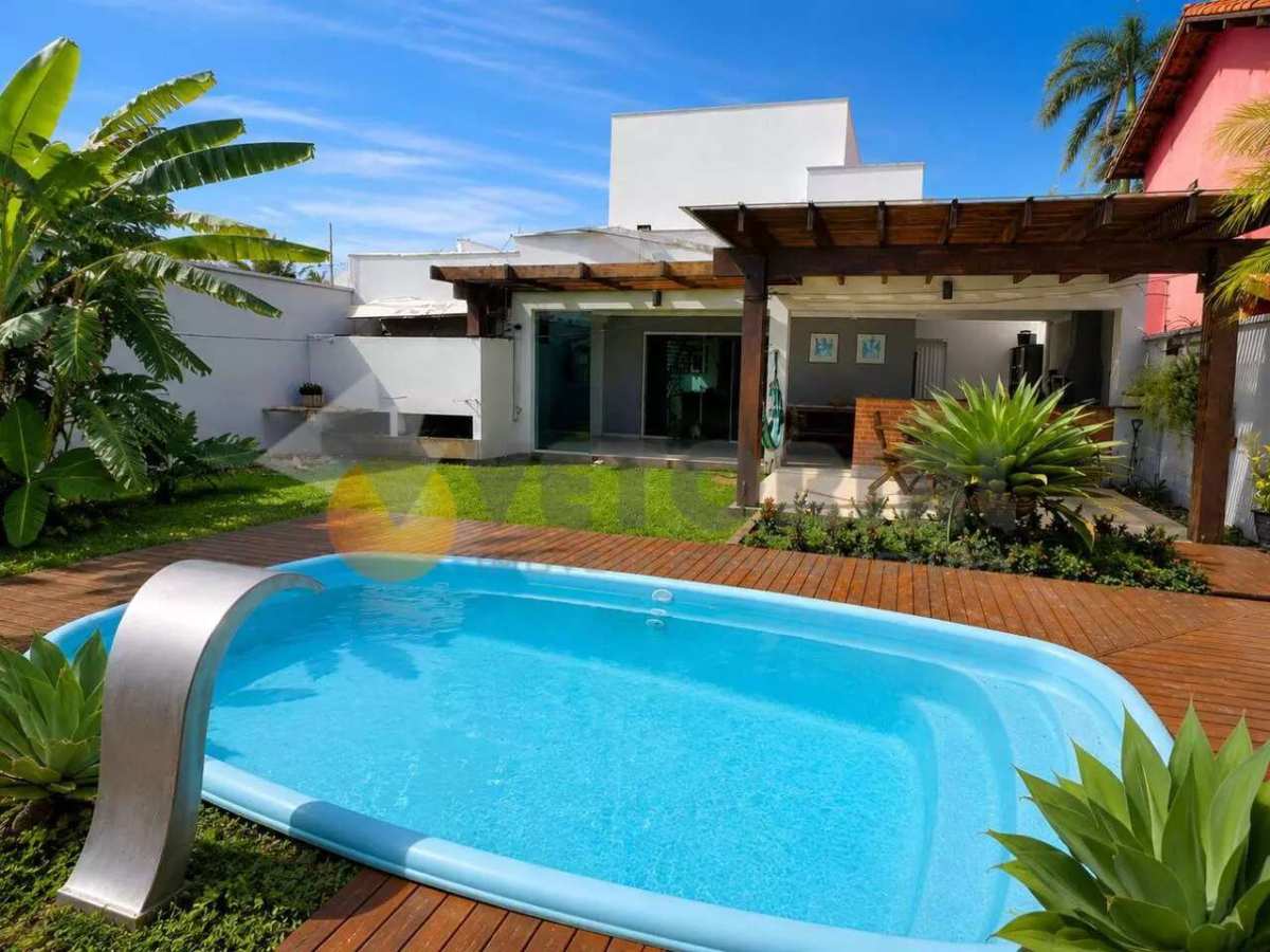Sobrado Residencial / Pontal de Santa Marina - Imóvel no Litoral Caragua