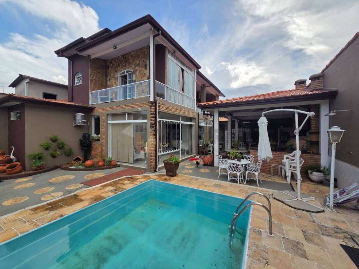 Sobrado Residencial / Porto Novo - Imóvel no Litoral Caragua