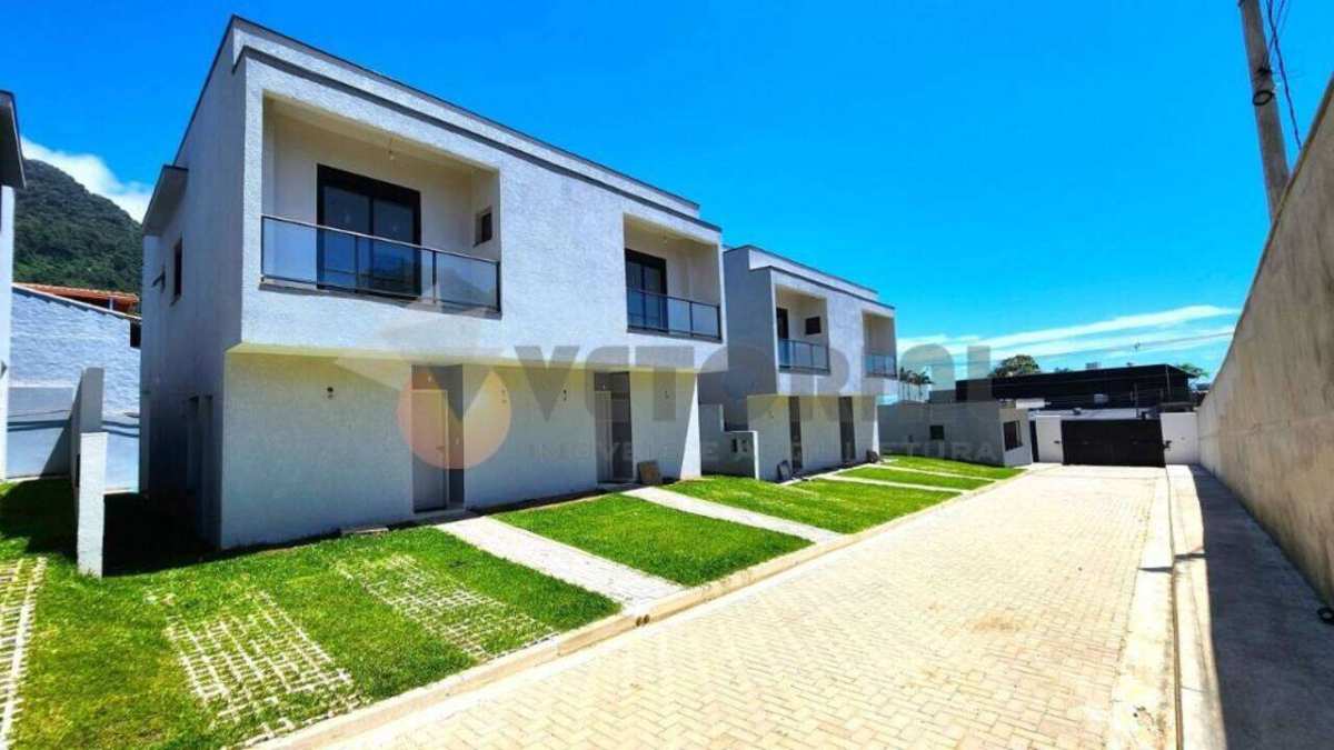 Sobrado Residencial / S F Praia